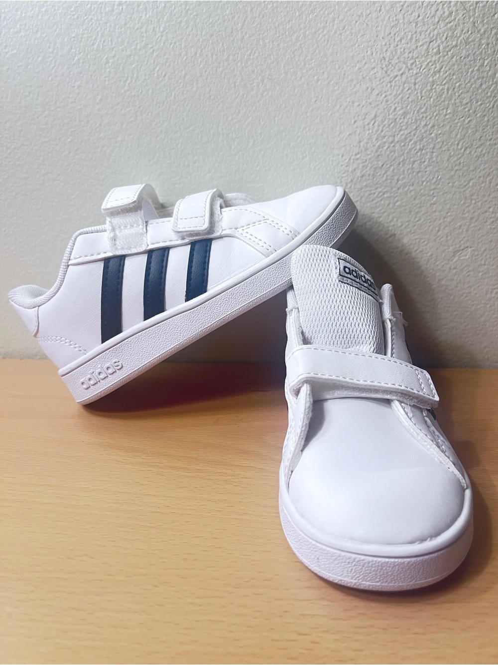 Adidas EF0118 Baby Grand Court Sneaker, Size 9K (9) M - Black/White